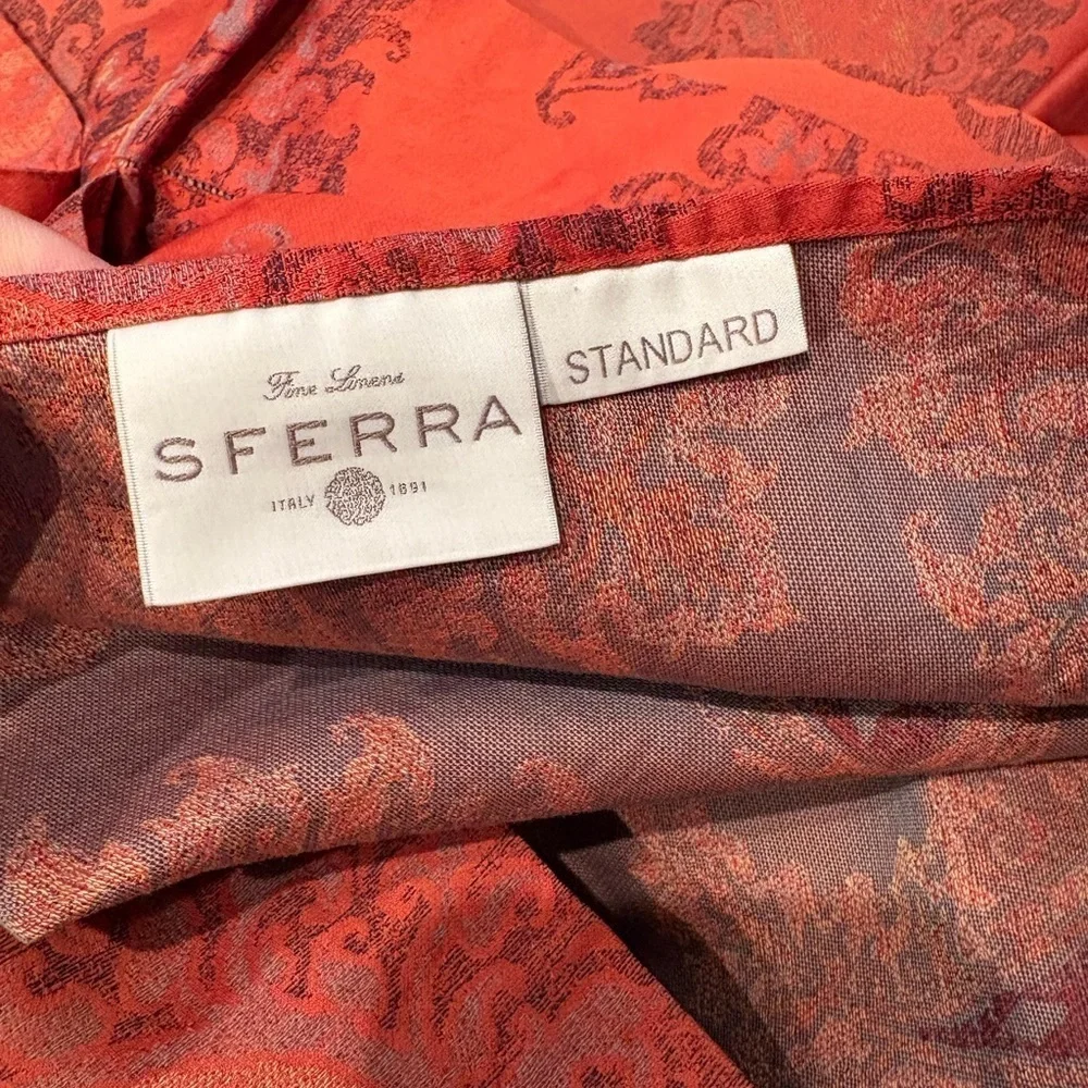 SFERRA Red Paisley Pillowcases